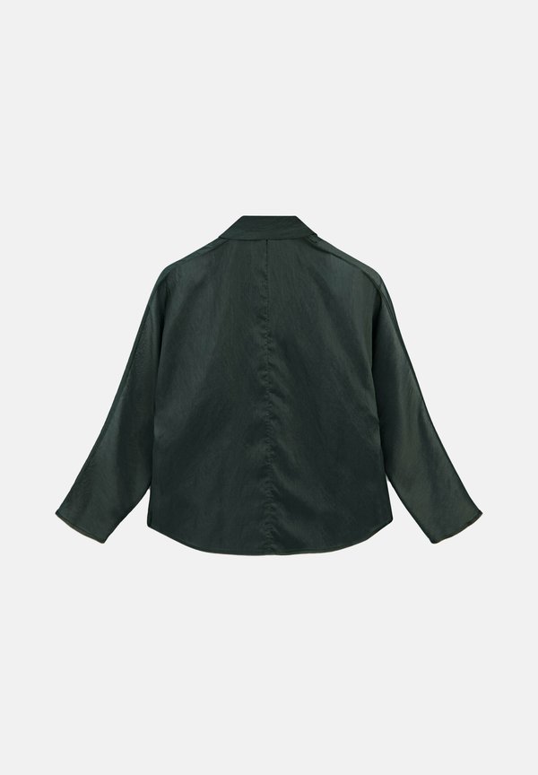 LOOSE-FITTING WITH PINTUCK DETAILING - Blouse4