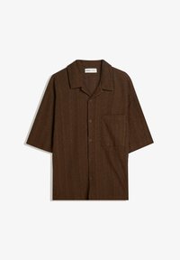 Kijelölve, dark brown