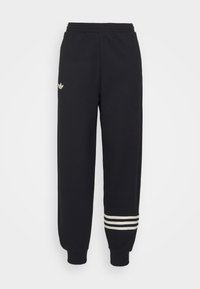 Černé tepláky Adidas s elastickým pasem, žebrovanými manžetami, třemi bílými pruhy na dolní části pravé nohy a malým logem trefoil na levém stehně.
