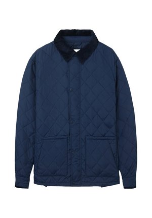 Chaqueta acolchada azul marino con cuello de pana, que cuenta con dos bolsillos delanteros y cierre de botones a presión. Textura lisa con patrón de diamantes.