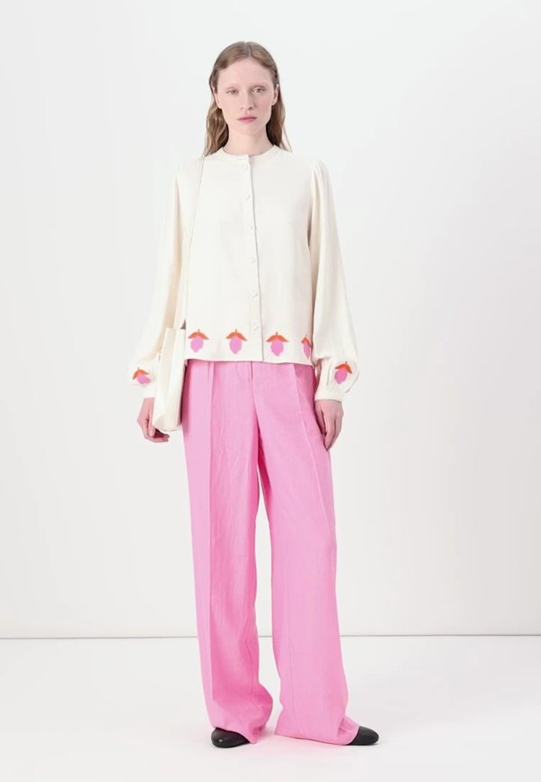 HESTER - Button-down blouse4