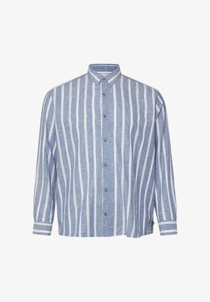 Blaues Langarmhemd mit vertikalen weißen Streifen und klassischem Kragen, dargestellt auf einem schlichten weißen Hintergrund.