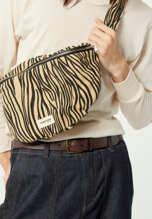Rivedroite Paris, THE LARGE WAIST CUSTINE - Gürteltasche - zebra