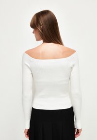 adL Trui - white