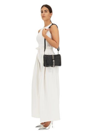 Campomaggi, Pochette - nero