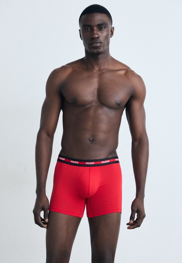 PLANET 3 PACK - Trunks3