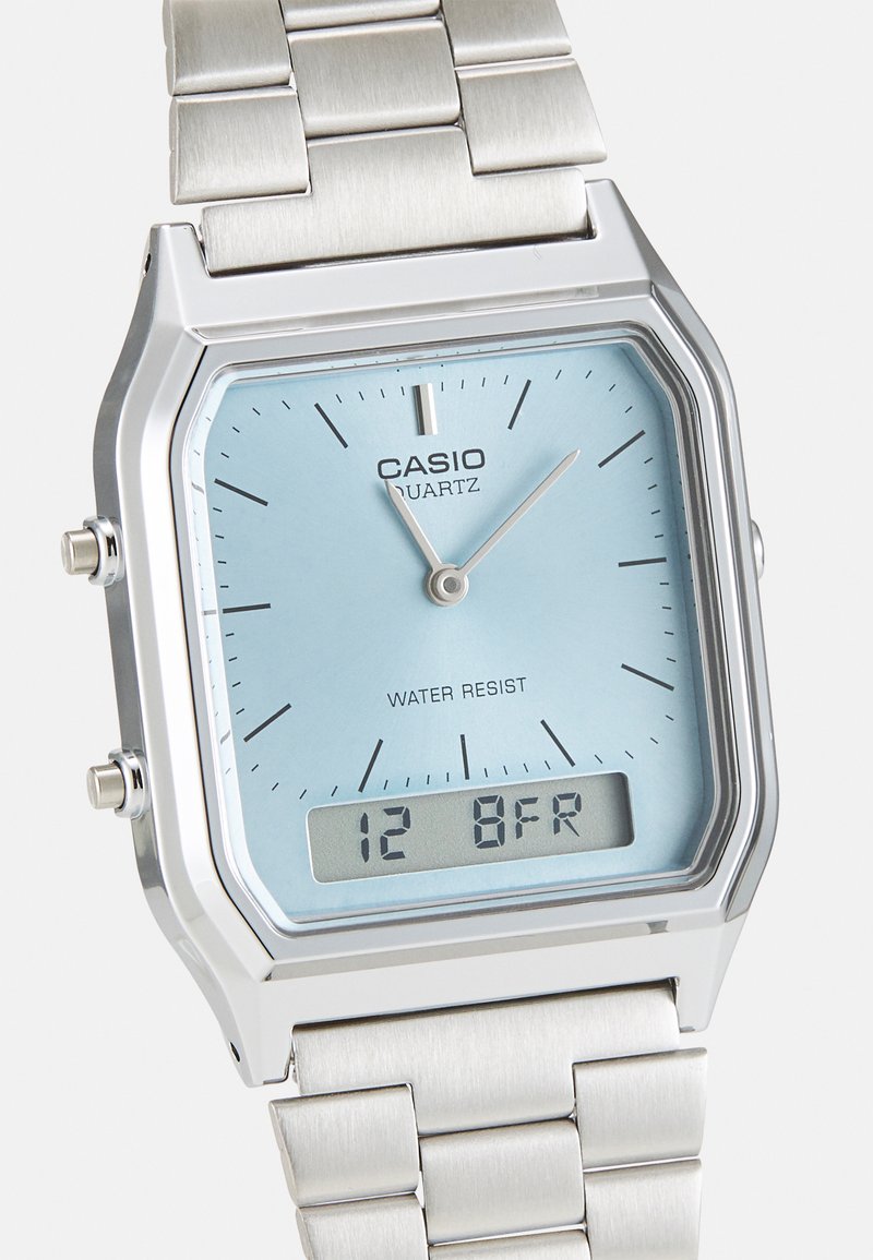 Casio Orologio Uomo Analogico Con Quadrante Blu E Cinturino Argento - Cassa Placcata Ionica, Impermeabile 50m, Chiusura Tripla - 2