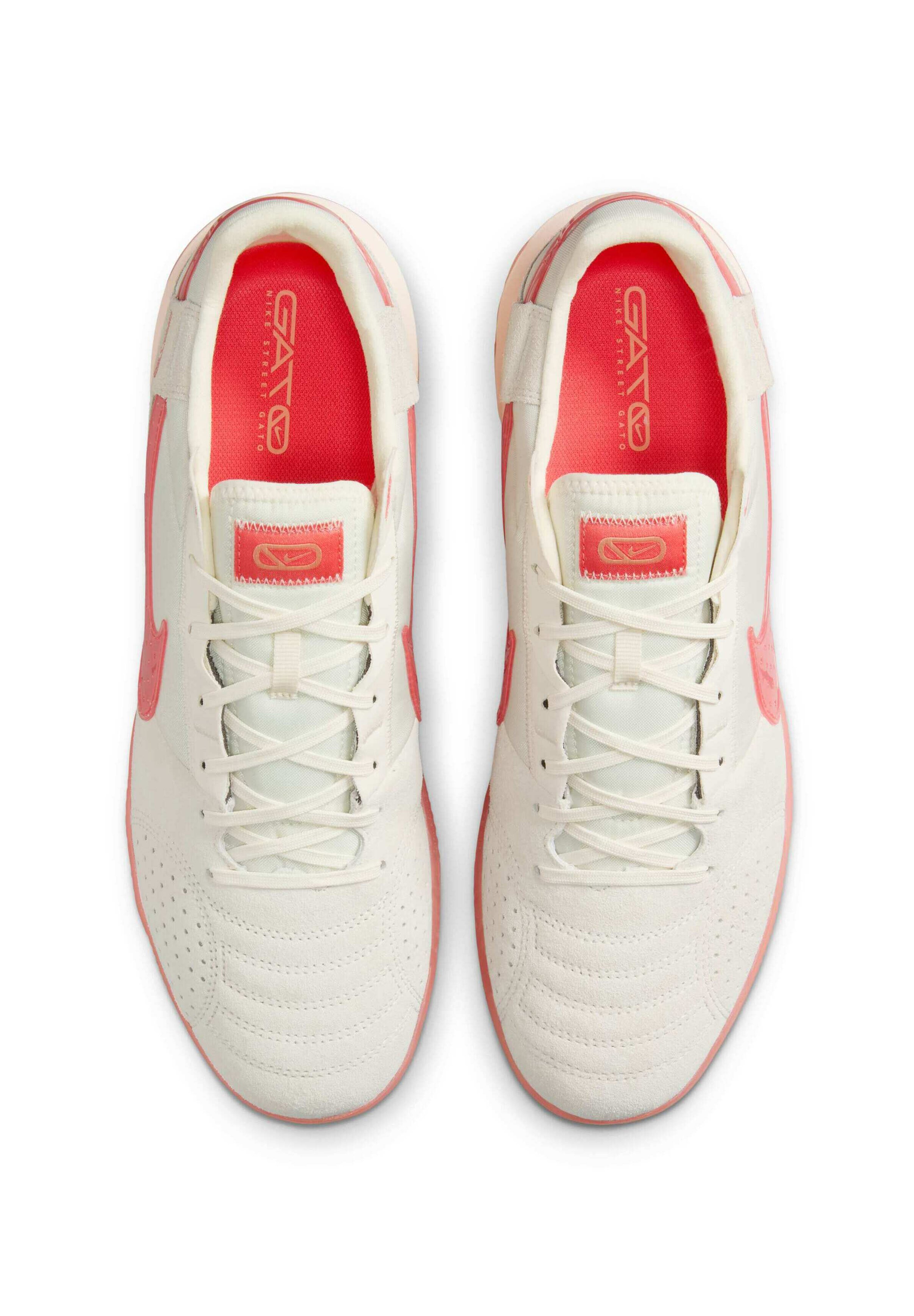 Nike Performance STREETGATO - Turf football boots - pale ivory