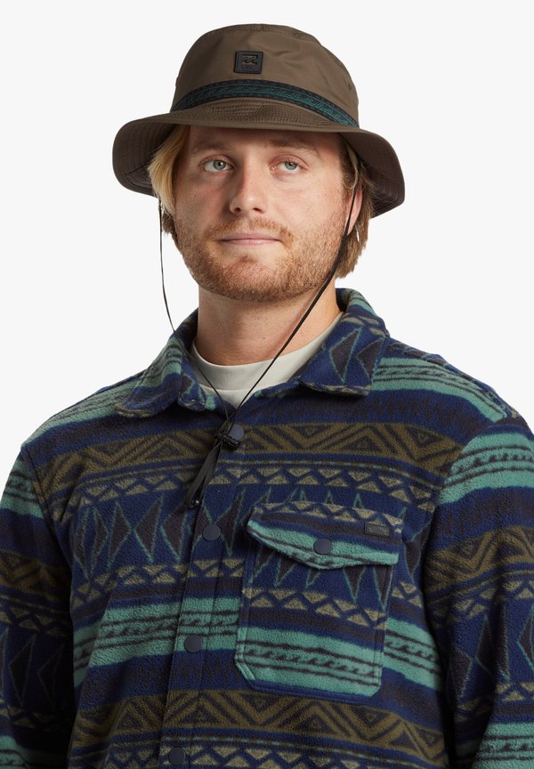 A DIV-SAFARI - Hut - cpt