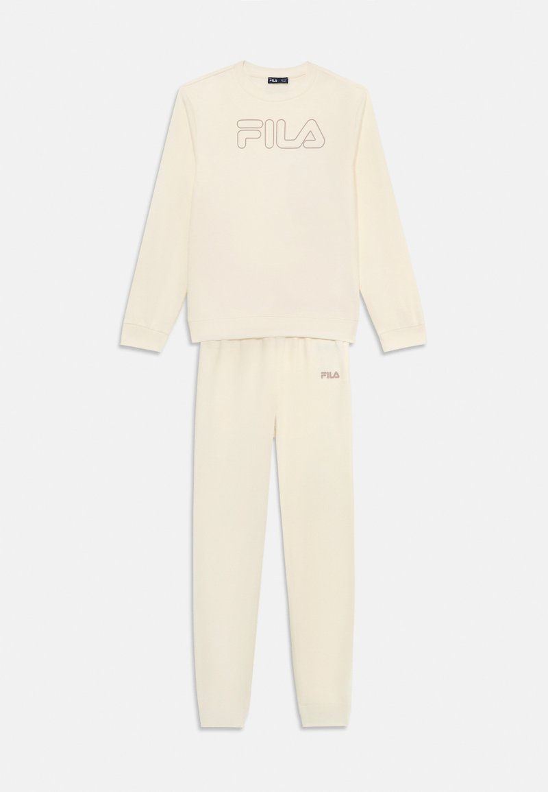 Ensemble sweat-shirt et pantalon crème clair fabriqué dans un tissu doux. Présente un logo FILA en relief dans une teinte subtile sur la poitrine et la cuisse.