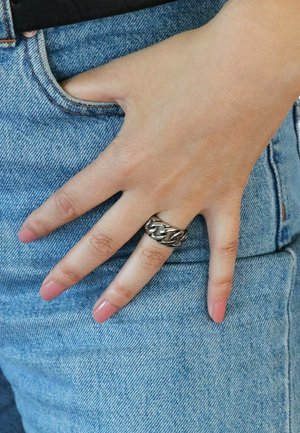Lucardi BELGRADO - Ring - silver coloured