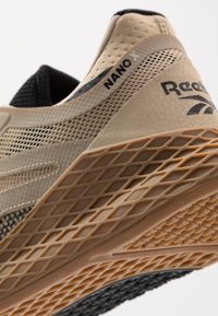 Reebok Obuwie treningowe