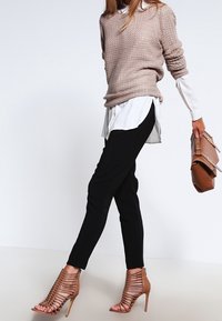 ONLY Neule - taupe