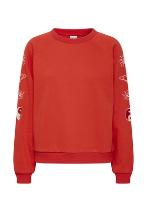 Rotes Sweatshirt mit langen Ärmeln, auf denen weiße Symbole von Sonne, Planet, Auge und Yin-Yang vertikal entlang beider Ärmel gedruckt sind.