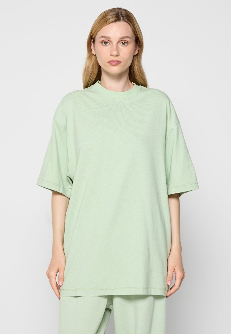 Nike Sportswear Sport T-shirt mintgroen