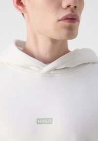 HUGO NAZARDO - Sweatshirt - open white