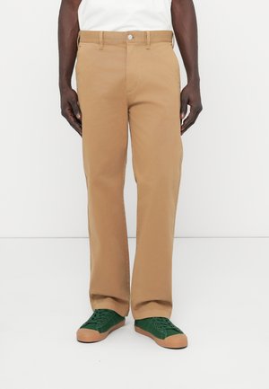 OTIS  - Chino stiliaus kelnės - dark dune