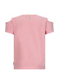 Różowa koszulka z krótkim rękawem z odkrytymi ramionami i prostym okrągłym dekoltem. Wykonana z miękkiej bawełny, z metką z tyłu.