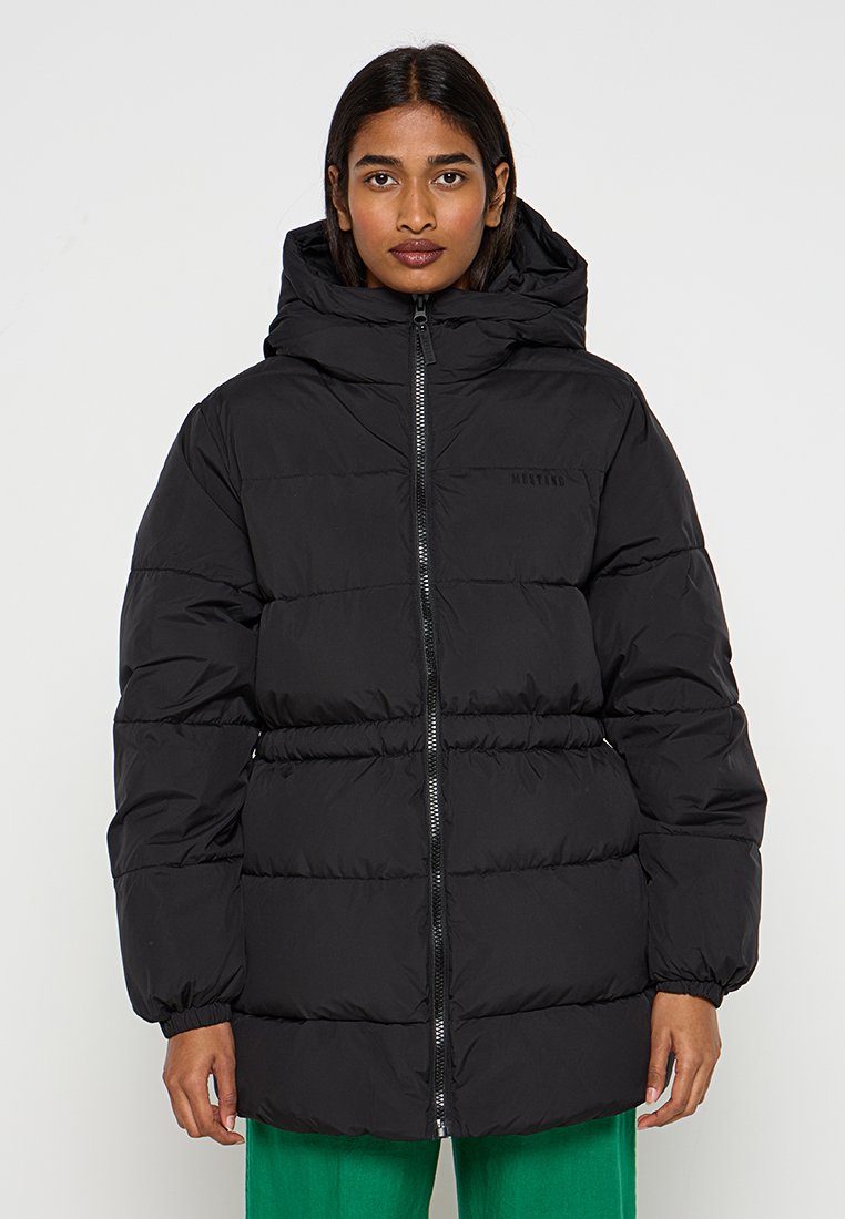 mustang Wintermantel zwart