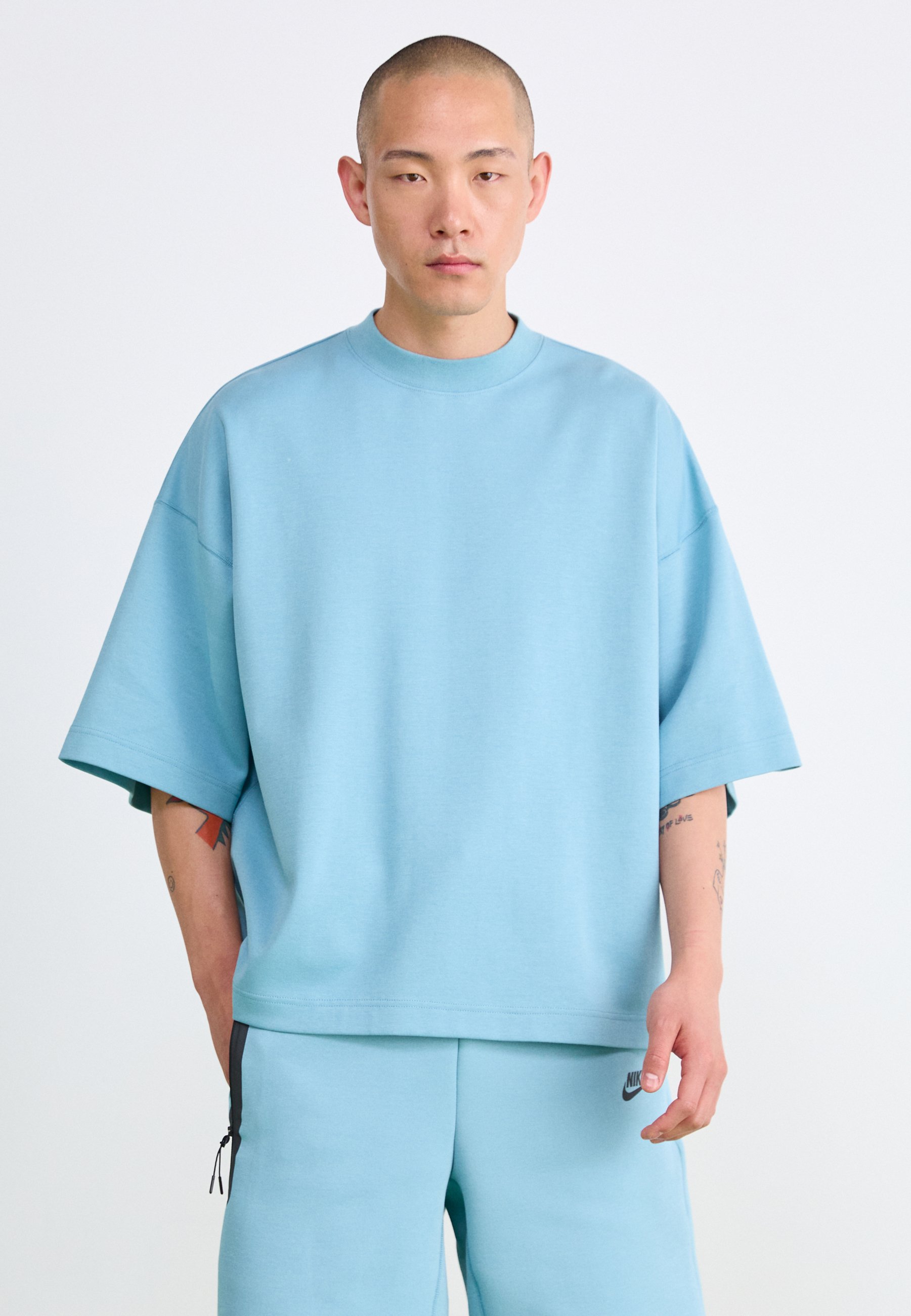 Nike Sportswear TECH FLEECE - Basic T-shirt - denim turquoise/dark