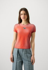 Diesel UNCUTIE - Print T-shirt - red