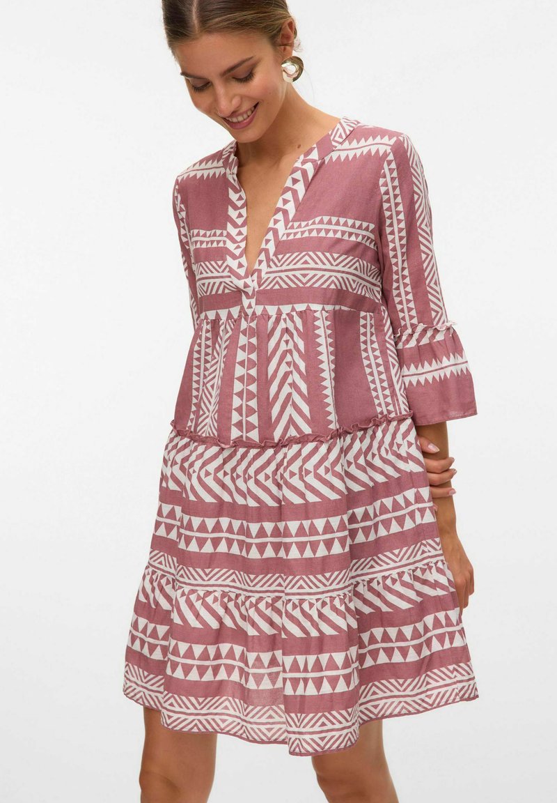 Vero Moda DICTHE 3/4  - Jurk - nostalgia rose
