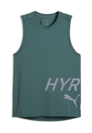Bez rękawów ciemnozielony sportowy tank top z "HYR" i logo Puma w jasnoszarym kolorze na dolnej przedniej stronie.