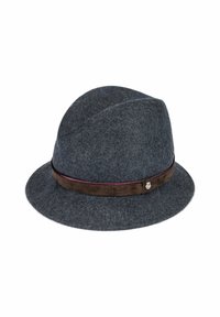 Grau gefilzter Fedora-Hut mit einem braunen Wildlederband und einem kleinen metallenen Akzent. Verfügt über eine weiche Textur und eine klassische Form mit einem leicht nach oben geschlagenen Rand.