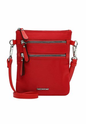 Rote Umhängetasche mit zwei horizontalen Reißverschlusstaschen auf der Vorderseite, abnehmbarem Riemen und silbernem "EMILY & NOAH"-Logo in der unteren Mitte.