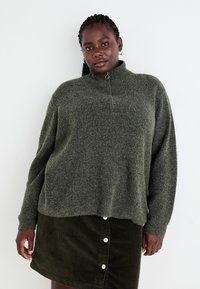 Vero Moda Curve VMCPLAZA ZIPPER  - Strickpullover - kalamata melange