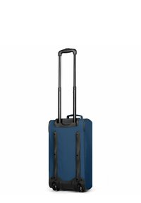 Valigia morbida blu con manico telescopico nero estensibile, due ruote e due guide di supporto nere sul retro.