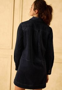 Mini Machine Robe Next LONG SLEEVE CORD OVERHEAD MINI DRESS - Robe chemise - navy blue ...