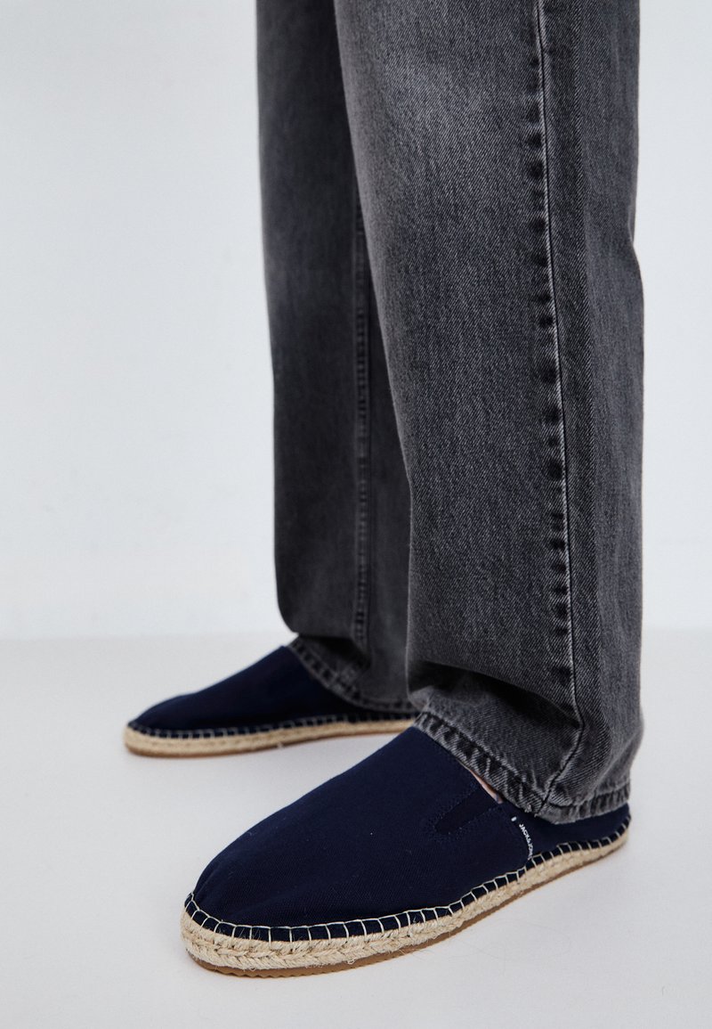 Jack & Jones JFWREGENT - Espadrilles - navy blazer