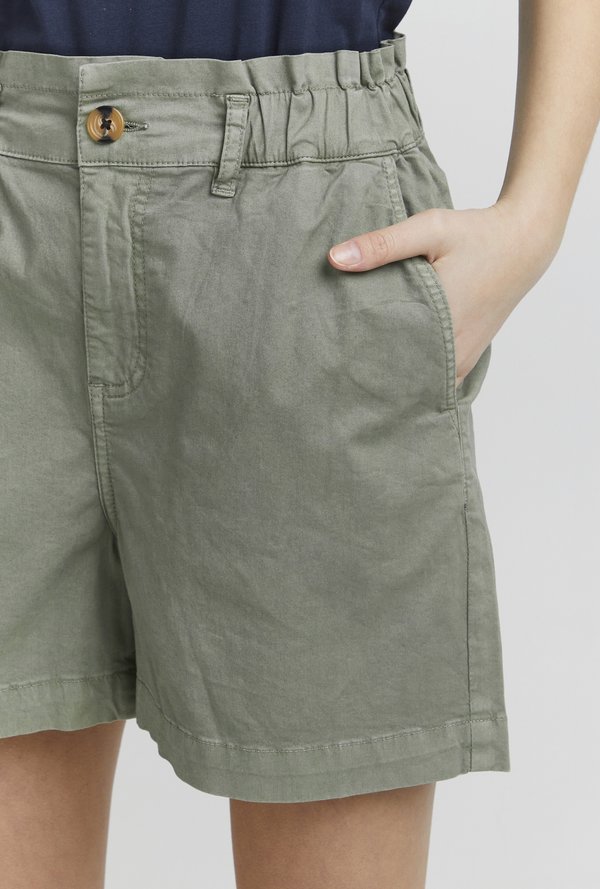 OXCHAI REGULAR FIT - Shorts - seagrass3