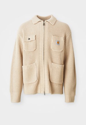 Beige kudumoe kardigan, millekandiga kaelus, täis tõmblukk, kaks eesmist taskut ja logo paigaldus vasakus taskus; ribatud tekstuur kogu ulatuses.