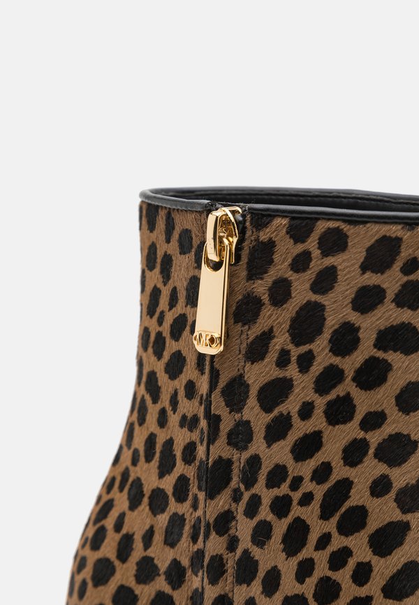 KASIA - Classic ankle boots - husk3