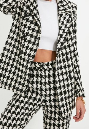 Blazer - black