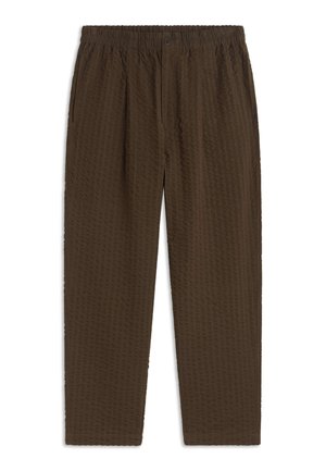 Pantalon marron texturé avec taille élastique, fermeture par bouton et poches latérales, présenté à plat sur fond blanc.