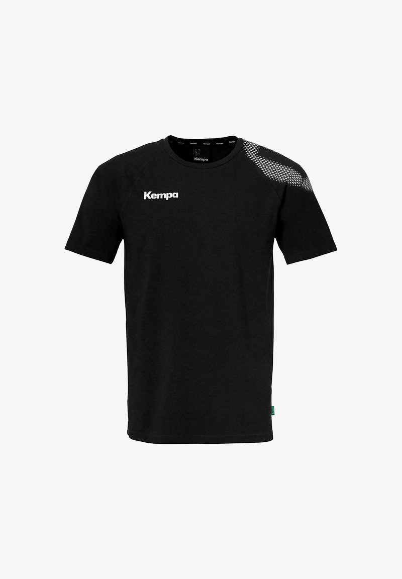 T-shirt nera a maniche corte in cotone. Presenta il logo bianco "Kempa" sul davanti e un motivo testurizzato sulla spalla.