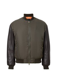 Veste bombardier verte avec des manches en cuir brun foncé, col et poignets côtelés, fermeture éclair à l'avant et poches latérales avec boutons pression.