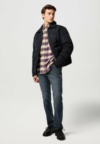 Wrangler SBORO - Vaqueros rectos - ocean storm