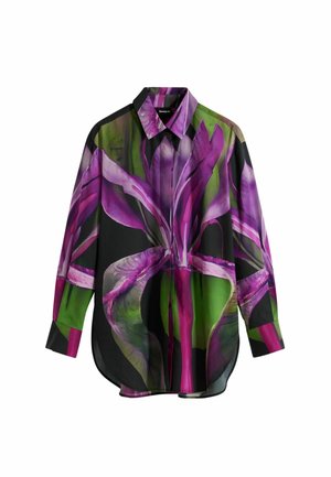 Chemise transparente avec un imprimé floral éclatant dans des nuances de violet et de vert sur fond noir. Col, manches longues, coupe décontractée.