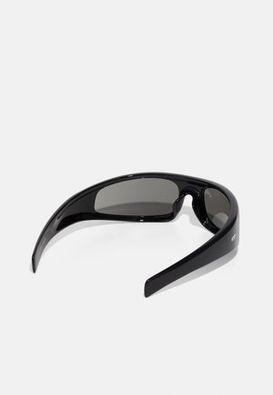 Classificação 13: RETROSUPERFUTURE - CERCHIETTO UNISEX - Óculos de sol