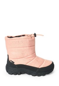 Stivaletto isolato rosa con una parte superiore in tessuto lucido e strutturato, suola in gomma nera e cordoncino nella parte superiore per una vestibilità regolabile.