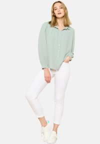 LolaLiza WITH VOLUME SLEEVES - Button-down blouse - mint green