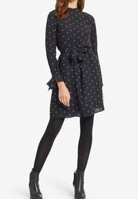 khujo Vardagsklänning - black