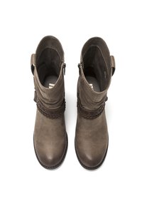 mtng Botines camperos - gris