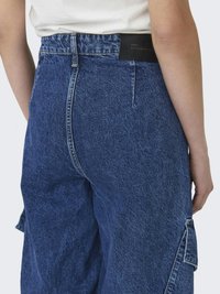 ONLY HIGH WAIST - Relaxed fit jeans - medium blue denim