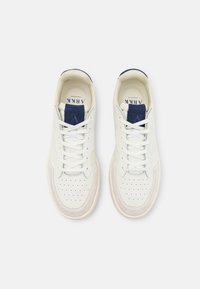 ARKK Copenhagen NOVAKLASS UNISEX - Tenisky - marshmallow/patriot blue