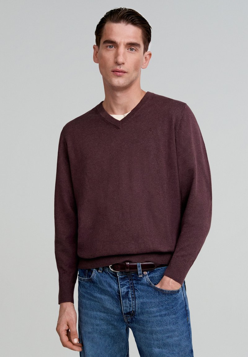 Scalpers V NECK - Strickpullover - burgundy